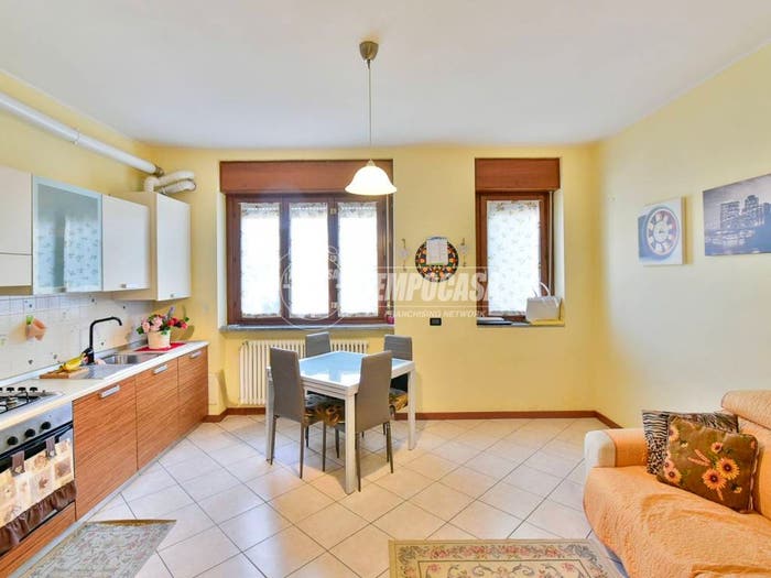 Appartamento bilocale in vendita in Via Milano, Centro, Cantù