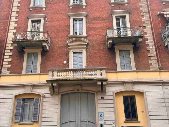 Appartamento bilocale in vendita in Via Giulio Tarra, Centrale, Milano