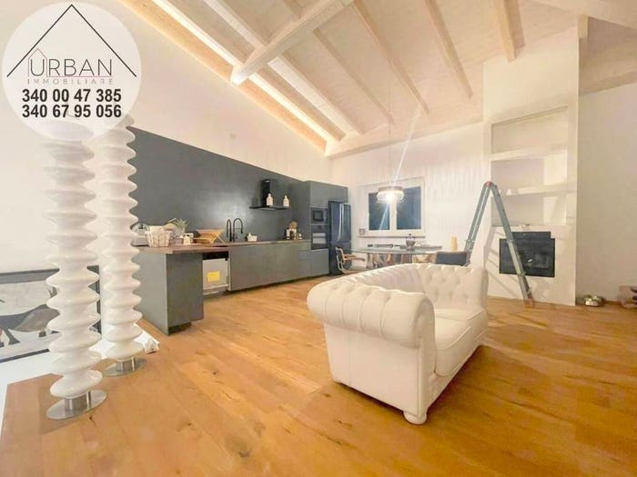 Casa con 5 locali in vendita in Via Della Parrocchia, Roio, L'Aquila