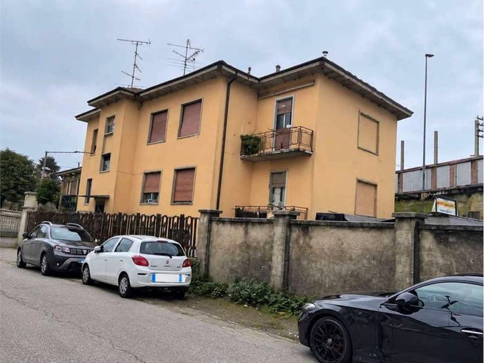 Appartamento trilocale in vendita in Via a fusinato, Cedrate, Gallarate