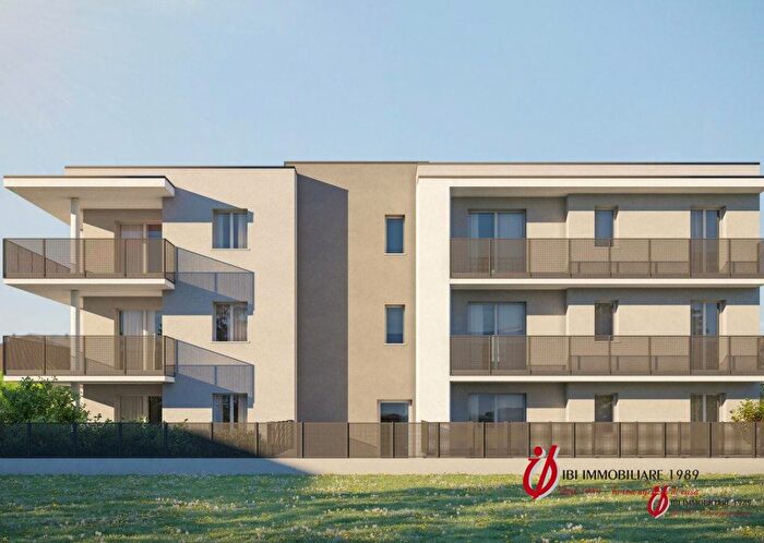 Appartamento trilocale in vendita in Via Dante Alighieri, Castel D'Azzano