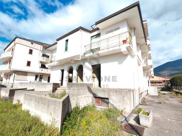Appartamento trilocale in vendita in Via Molino Pacelli, San Salvatore Telesino