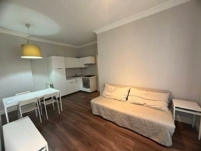 Appartamento trilocale in affitto in Viale Monza, Rovereto, Milano