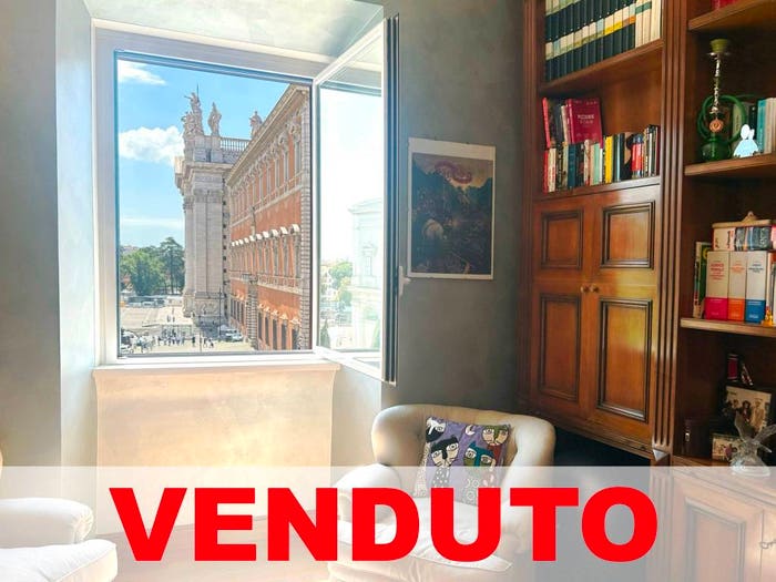 Appartamento trilocale in vendita in Piazza di San Giovanni in Laterano, San Giovanni, Roma