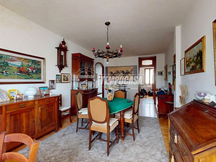 Casa quadrilocale in vendita in Via Vittorio Marchi, Centro, Novellara