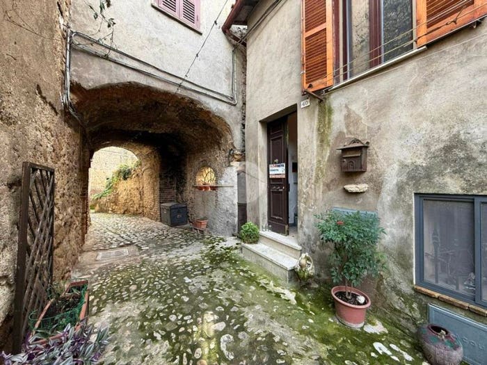 Appartamento trilocale in vendita in Via Di Cicignano, Cicignano, Collevecchio