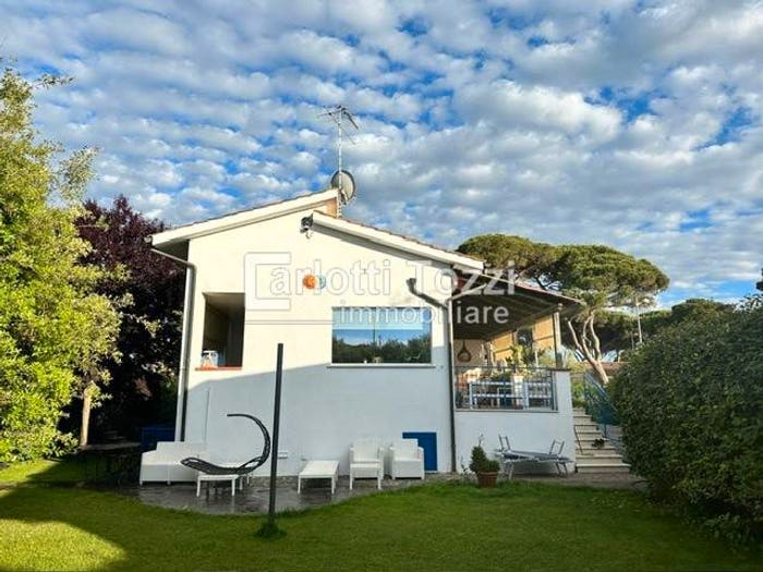 Appartamento quadrilocale in vendita in Via Del Tombolo, Stazione Via Roma, Grosseto