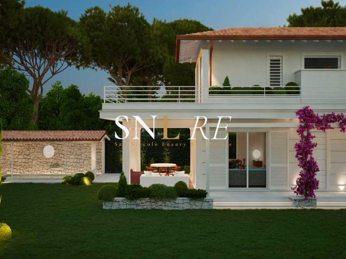 Casa con 6 locali in vendita in Via Giovanni Papini, Vittoria Apuana, Forte dei Marmi