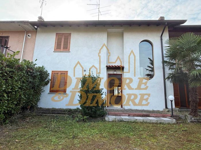 Casa con 5 locali in vendita in Via Baraggia, Centro, Castelletto Sopra Ticino
