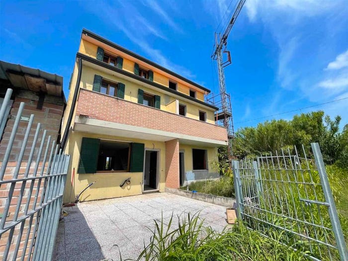 Casa con 6 locali in vendita in via Canal di Valle, Sant'Anna Cavanella d'Adige, Chioggia