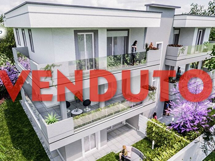 Appartamento quadrilocale in vendita in Via Armando Diaz, Centro, Arluno