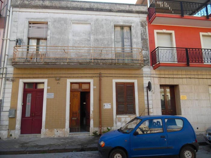 Casa quadrilocale in vendita in Floridia