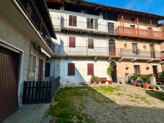 Casa quadrilocale in vendita in Via Francesco Donalisio, Mathi