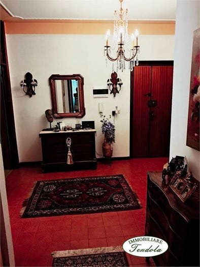 Appartamento quadrilocale in vendita in Centro, Carrara