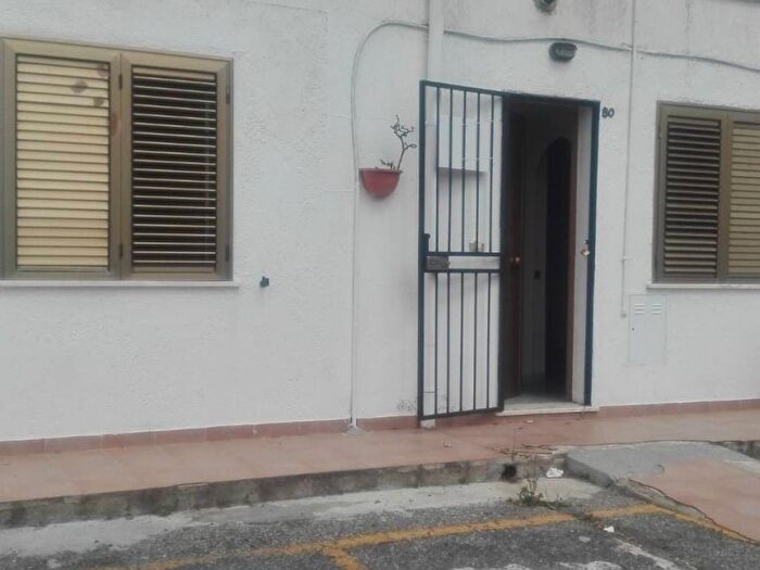 Appartamento bilocale in vendita in Via Nicola Misasi, Mater Domini Cavita, Catanzaro