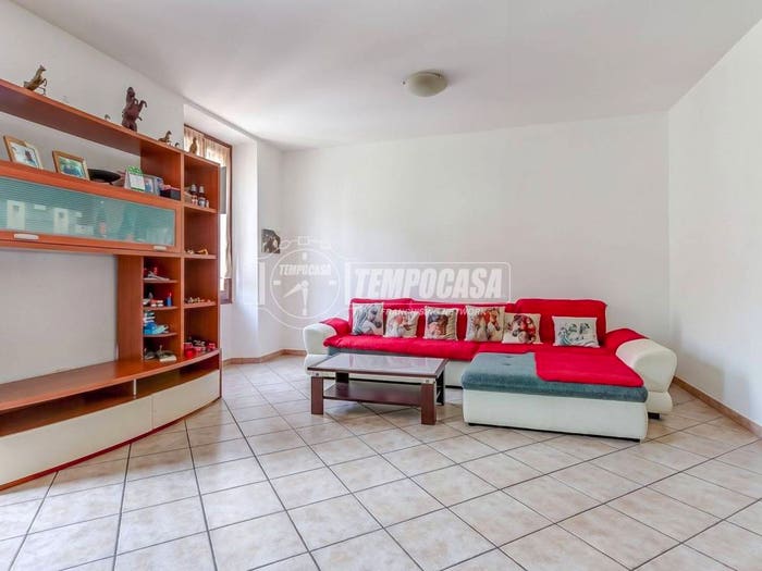 Appartamento quadrilocale in vendita in Via dei Fabi, CugliateFabiasco