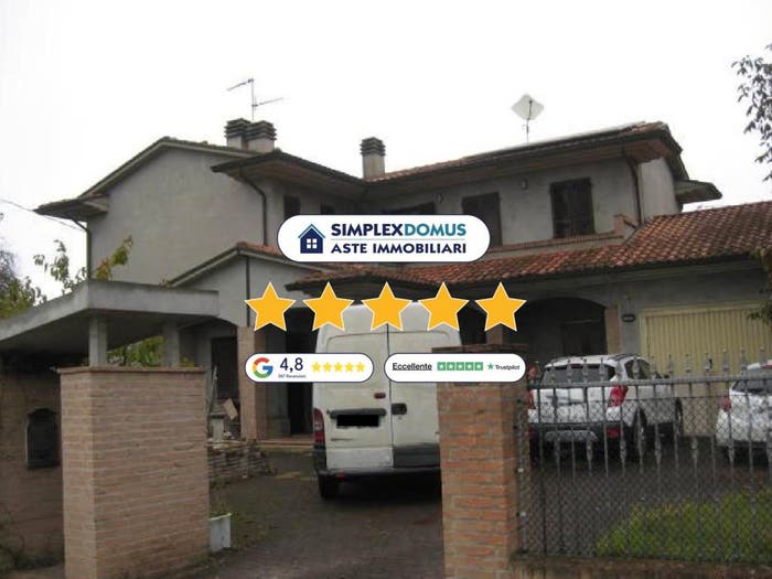 Appartamento quadrilocale in vendita in Via del Quattro, Quattro, Forlì