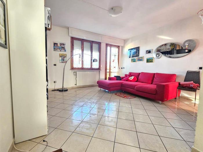 Appartamento con 5 locali in vendita in Cecina Centro, Cecina