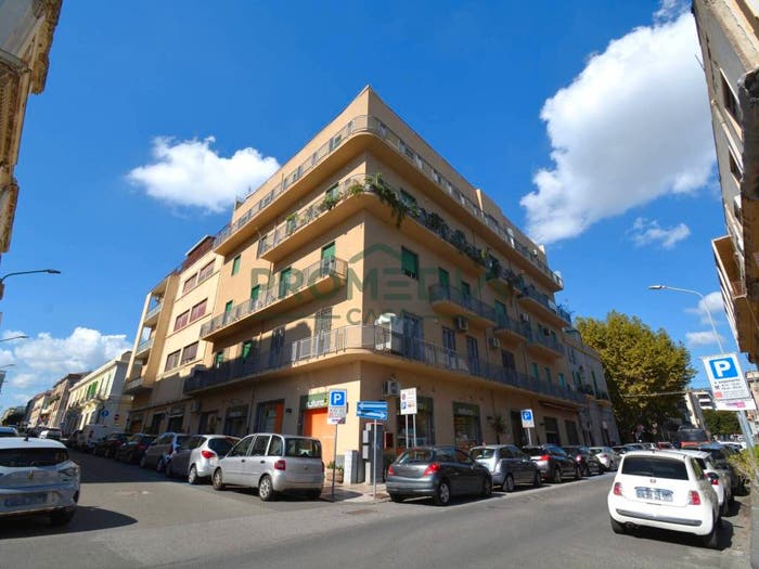 Appartamento con 5 locali in vendita in via Santa Maria Alemanna, Centro Storico, Messina