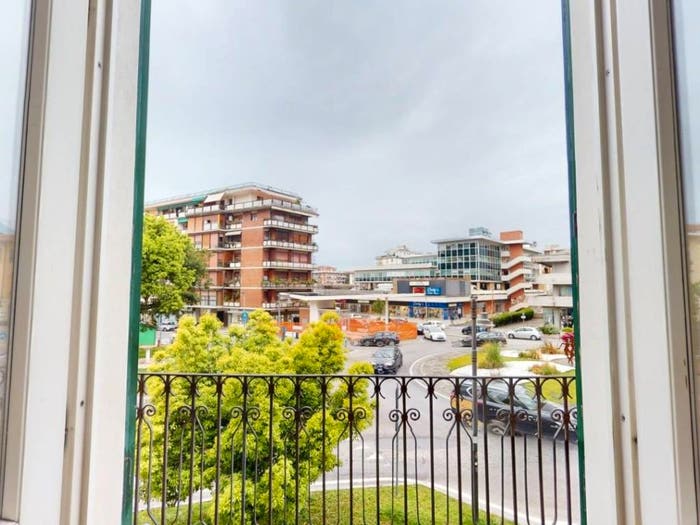 Appartamento con 6 locali in vendita in Centro, Massa