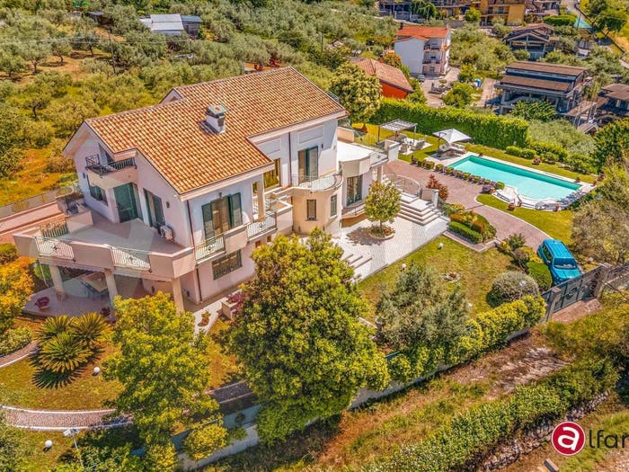 Casa con 6 locali in vendita in Via Santa Elisabetta, Boville Ernica