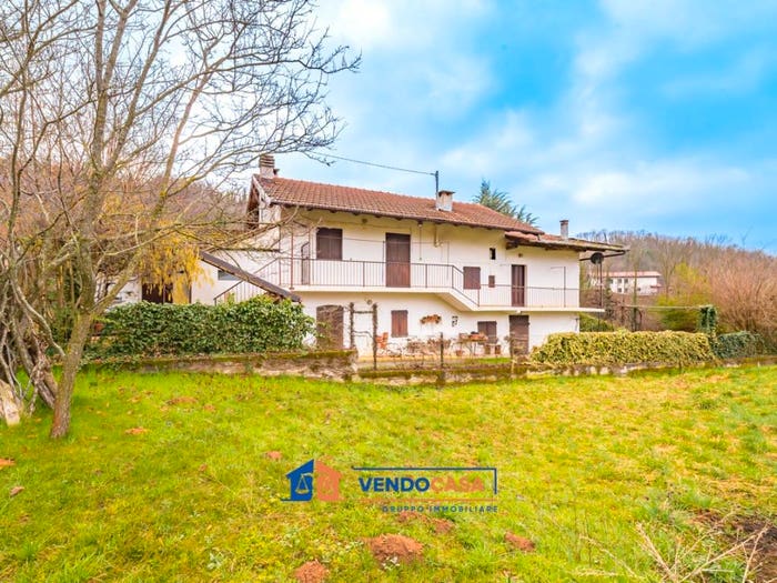 Casa con 5 locali in vendita in Via Colletto Terrazza, Caraglio