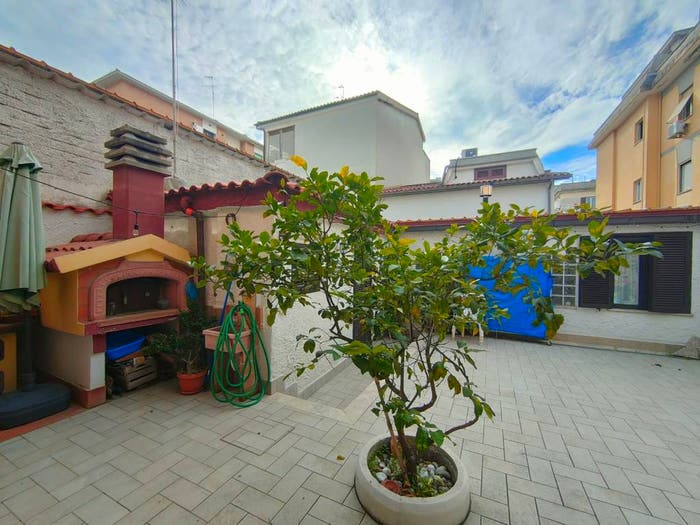 Appartamento quadrilocale in vendita in Via La Spezia, Centro, Ladispoli