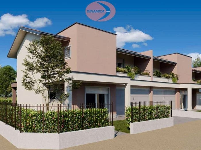 Casa quadrilocale in vendita in Via Della Pieve, Centro, Missaglia
