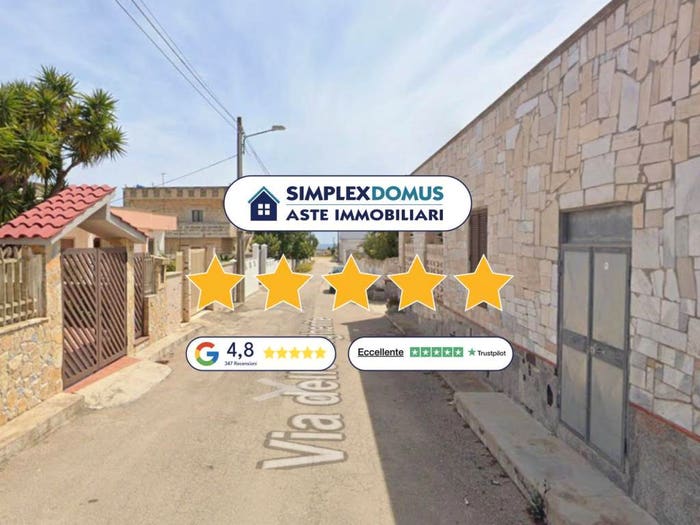 Casa con 6 locali in vendita in delle Margherite, Marina Di Lizzano, Lizzano