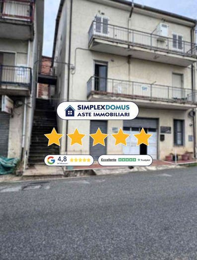 Appartamento con 6 locali in vendita in Corso Garibaldi, San Vito sullo Ionio