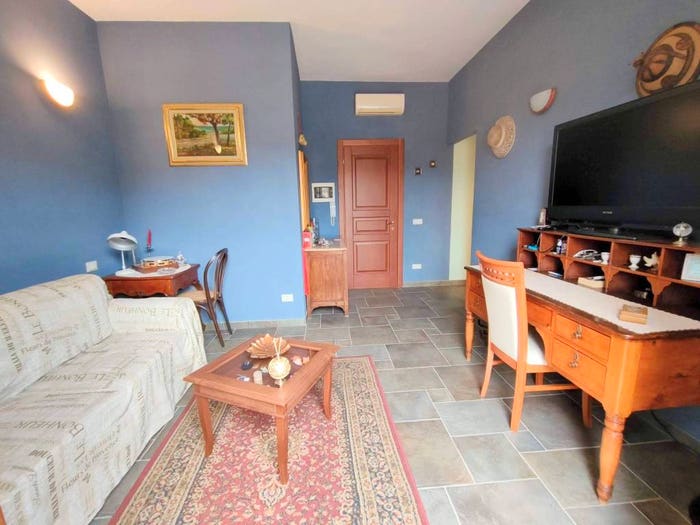 Appartamento trilocale in vendita in Via Traversa, Rio Marina, Rio