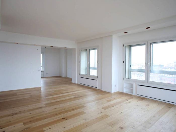 Appartamento con 6 locali in vendita in Via Vincenzo Monti, Vincenzo Monti, Milano