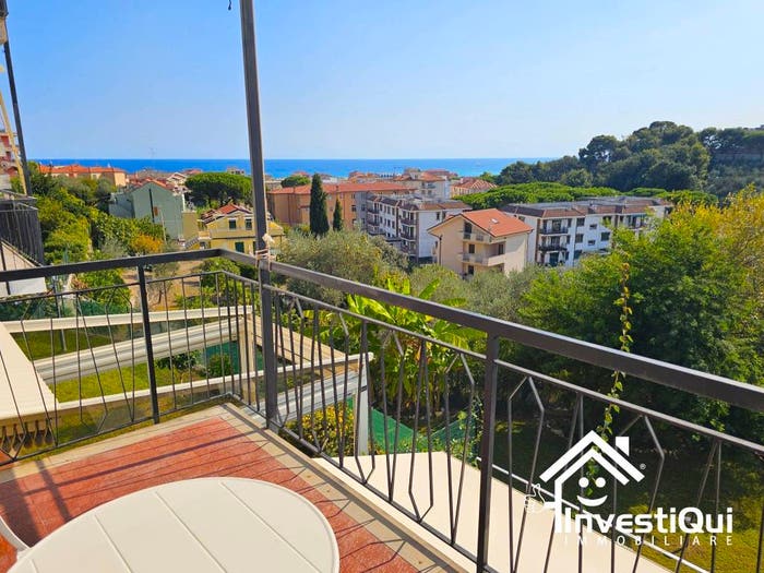 Appartamento bilocale in vendita in Via Privata Mimose, Centro, Pietra Ligure