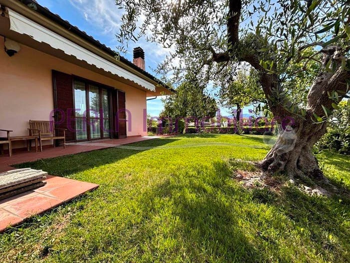 Casa con 6 locali in vendita in Cassarello Senzuno Salciaina, Follonica
