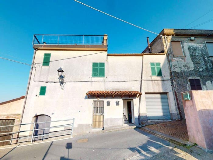 Casa con 6 locali in vendita in Via alla Costa, San Fedele Lusignano, Albenga