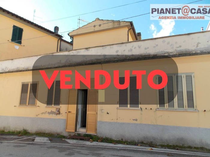 Casa quadrilocale in vendita in Colli del Tronto, Centro