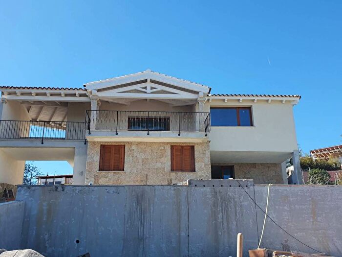 Casa con 6 locali in vendita in Via Donatello, Porto San Paolo, Loiri Porto San Paolo