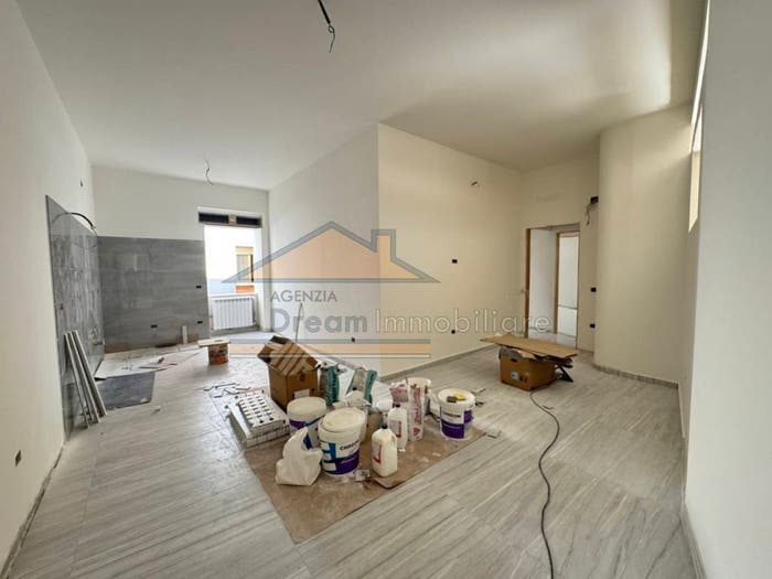 Appartamento trilocale in vendita in Via Seggio, Aversa