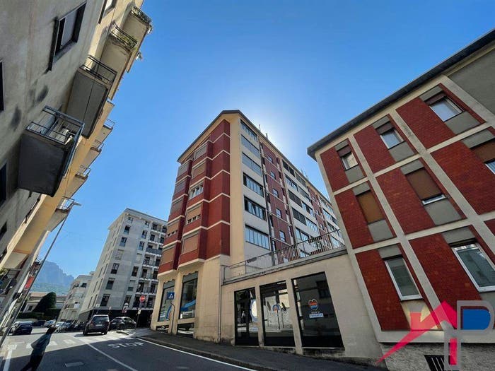 Appartamento bilocale in vendita in Viale Filippo Turati, Turati Santo Stefano, Lecco