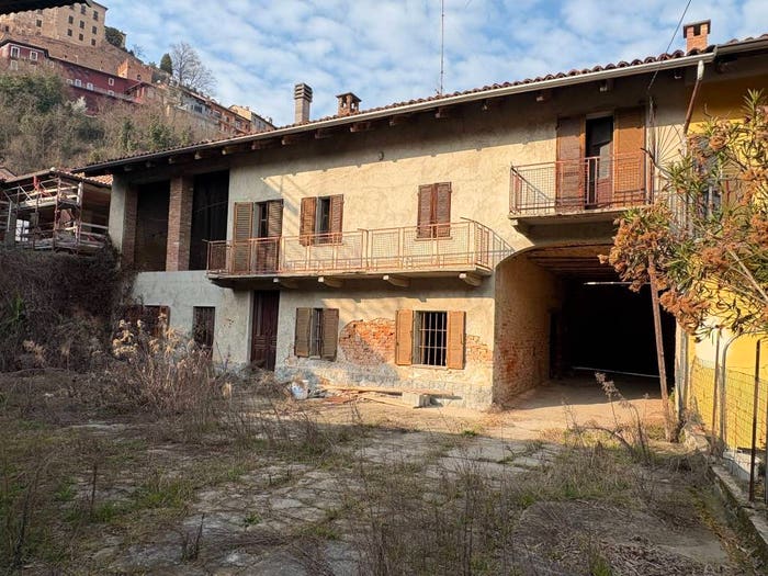 Casa con 5 locali in vendita in Via Roma, Castellinaldo d'Alba