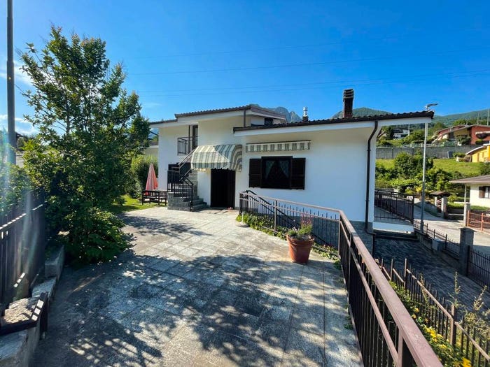 Casa quadrilocale in vendita in Centro, Demonte