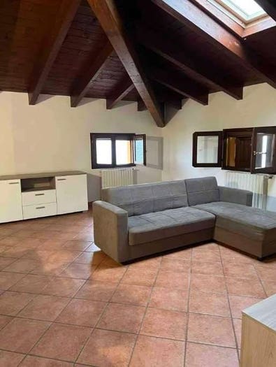 Appartamento con 6 locali in vendita in via maestra di redù, Nonantola