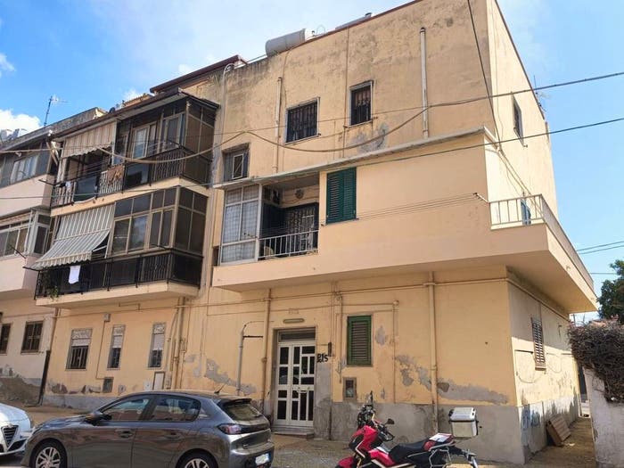 Appartamento trilocale in vendita in Via giuseppe arena primo, Gazzi, Messina