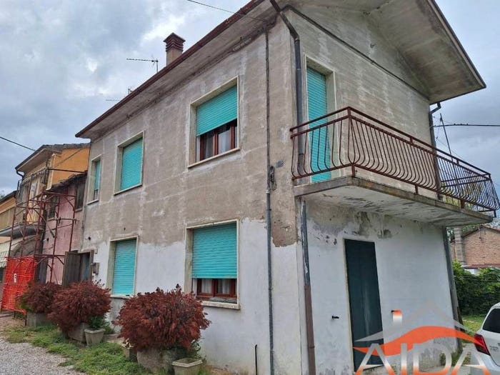 Appartamento quadrilocale in vendita in via Zenzalino, Ospital Monacale, Argenta