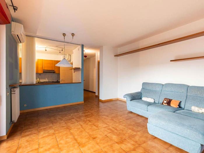 Appartamento trilocale in vendita in Via Isonzo, Centro, Mariano Comense