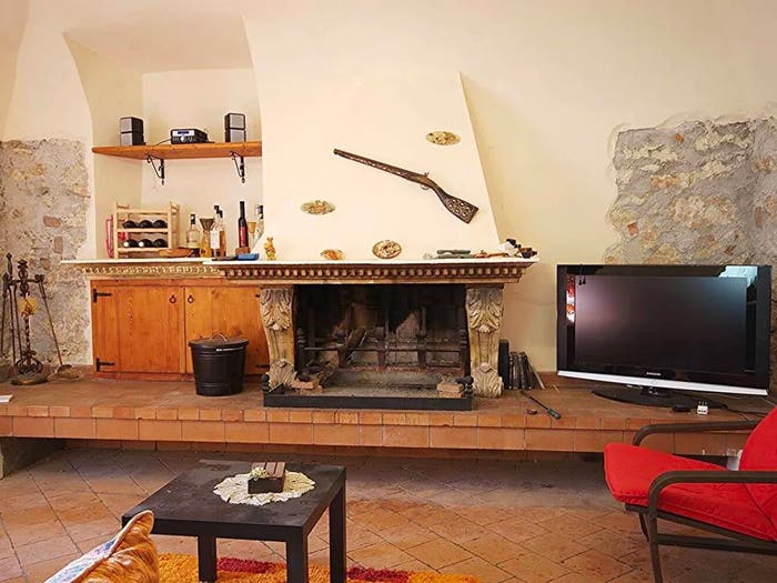 Casa con 6 locali in vendita in Via delle Vigne, San Sabino Basanello, Barete