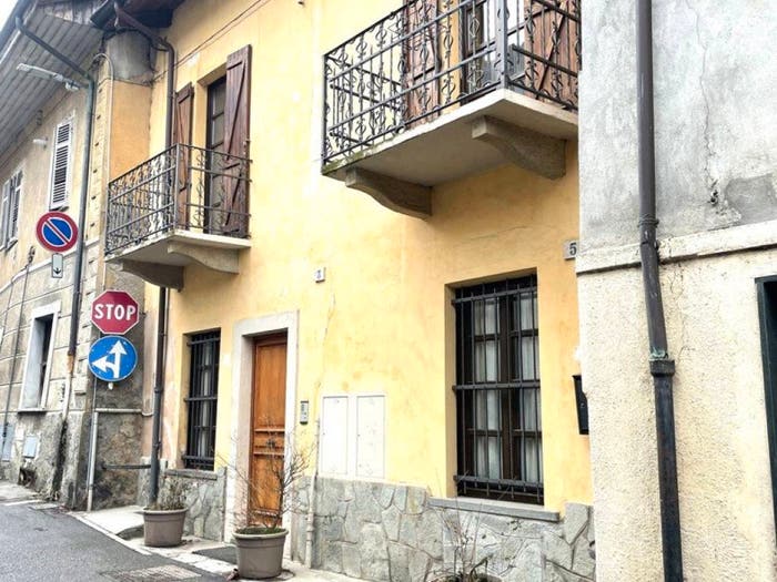 Casa con 6 locali in vendita in Via Oscar Borgesa, Centro, Avigliana