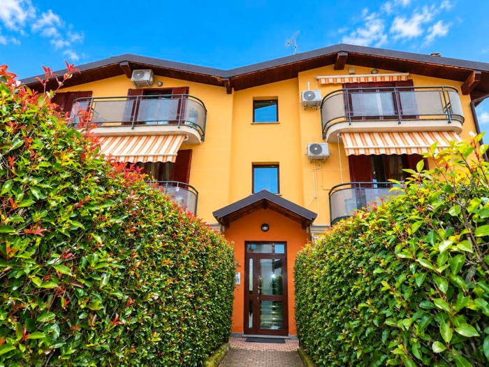 Appartamento trilocale in vendita in Via Eugenio Montale, Centro, Limido Comasco