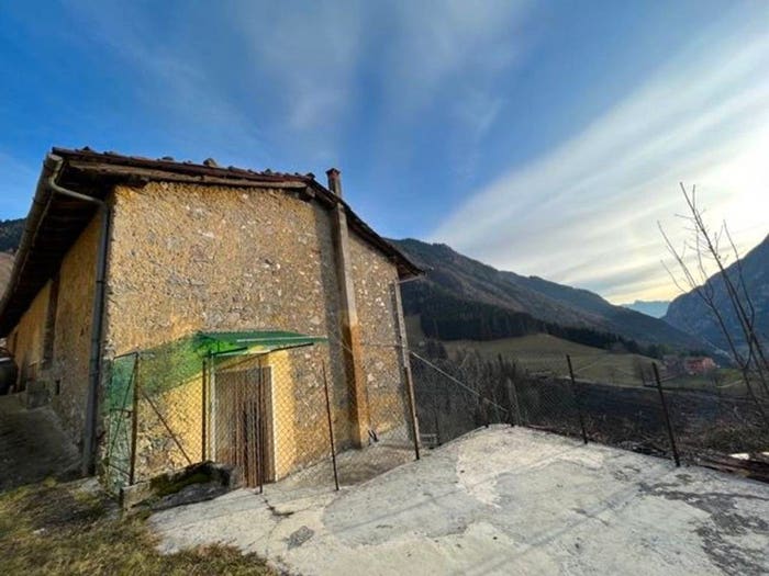 Casa con 5 locali in vendita in Via Ronchi Alti, Ardesio