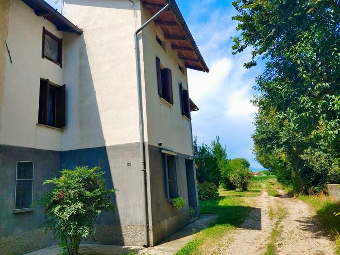 Casa con 6 locali in vendita in Via San Rocco, Tomba, Mereto di Tomba
